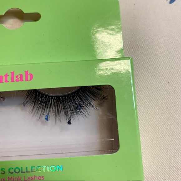 💜 Paint Lab Star and Moon False Eyelashes - Picture 8 of 10